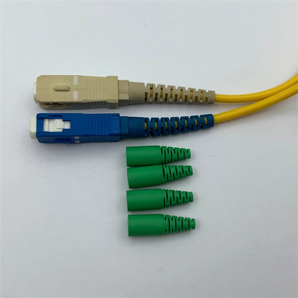What are the fiber optic cable room splicing standards 